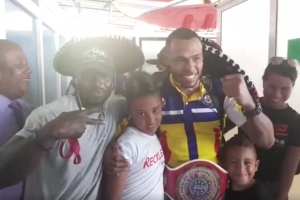 Campeon di Kick Boxing Panamericano, David Lee Winklaar a bolbe Bonaire awe