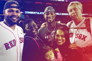 Xander Bogaerts a topa su tata bek na Los Angeles despues di 23 aña 