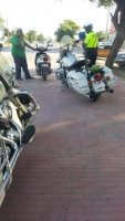 Unidad motorisa a parti hopi multa durante control di trafico