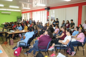 Besaril: ‘Bon Informacion pa haci un escohencia di estudio ta cardinal’