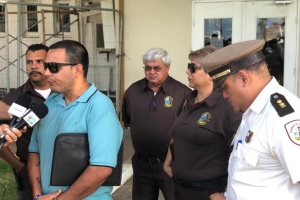 Sindicato a bay entrega carta pa reunion cu gobierno