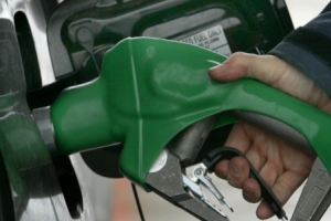 Minister ta sigura cu gasoline su prijs no ta bay subi! 