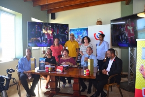    Musica:  Aruba Caiso & Soca Monarch 2019 ta 4 dia