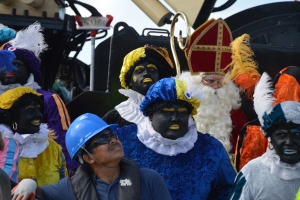 Aruba a mantene tradicion di bin cu zwarte piet mes y no di color