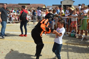 Aruba a mantene tradicion di bin cu zwarte piet mes y no di color