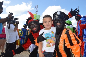 Aruba a mantene tradicion di bin cu zwarte piet mes y no di color