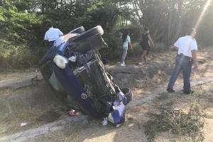Auto yen di hoben a bolter pabou di rotonde Hato