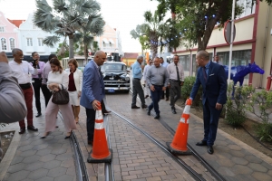 Gobierno a bolbe habri Caya Betico Croes pa trafico di motor 