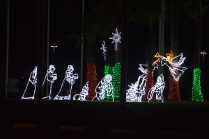 Aruba su rotondenan decora den ambiente di fin di aña 