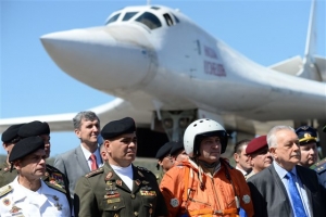 Merca y Rusia den disputa pa avionan miltar Ruso na Venezuela
