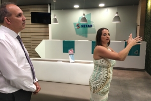 SETAR a re-inaugura su teleshop moderno na Irausquinplein