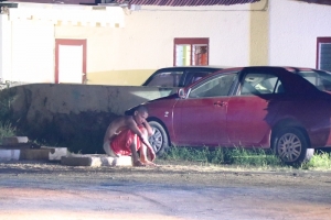 Homber a keda seriamente hinca na Savaneta