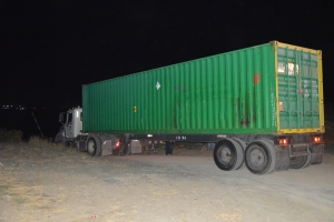 Containernan di clapchi a keda reparti awe marduga pa nan lugarnan di benta