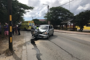 Varios herido den accidente durante un ‘test drive’ na Santa Cruz