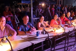 Xenon Daal y Kitai de Jong ganadornan Festival Dande Infantil y Hubenil 