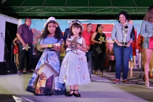 Xenon Daal y Kitai de Jong ganadornan Festival Dande Infantil y Hubenil 