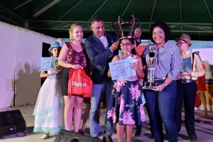 Xenon Daal y Kitai de Jong ganadornan Festival Dande Infantil y Hubenil 