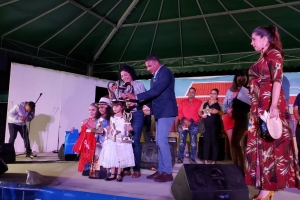Xenon Daal y Kitai de Jong ganadornan Festival Dande Infantil y Hubenil 