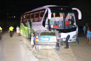Brake di bus a faya, causando accidente di trafico