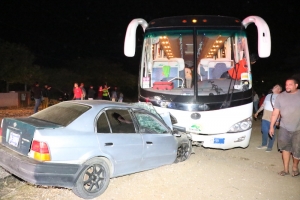 Brake di bus a faya, causando accidente di trafico
