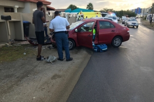 Accidente frontal cu persona herida na Kamerlingh Onnestraat