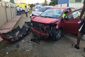 Accidente frontal cu persona herida na Kamerlingh Onnestraat