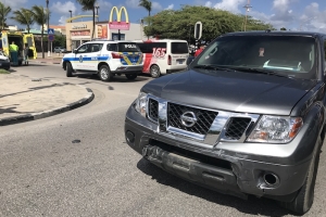 Accidente di trafico na cruzada di Wendys Palm Beach pa falta di preferencia 