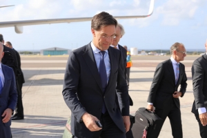 Prome minister Hulandes Mark Rutte a yega Aruba awe mainta