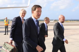 Prome minister Hulandes Mark Rutte a yega Aruba awe mainta