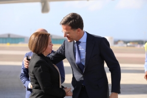 Prome minister Hulandes Mark Rutte a yega Aruba awe mainta