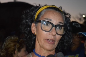Gran parti di Plaza Bolivar a keda cubri cu Venezolanonan na Aruba 