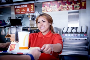 Arcos Dorados proyecta pa ofrece 90 trabou nobo na Aruba den 2019