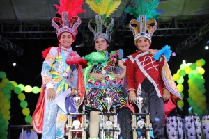 Total di 22 tumba a zona den Festival di Tumberito diasabra