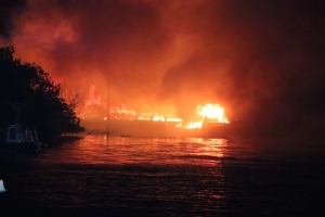 Candela a destrui un restaurant completamente