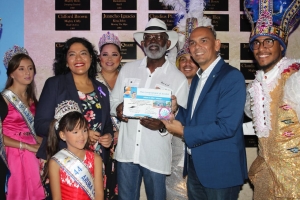 Desvelo di muraya di leyendanan di Carnaval a tuma lugar dialuna