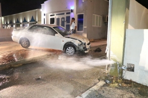 Dama a kibra auto di amiga na Tanki Leendert 