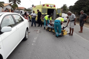 Ciclista a dal tras di auto y keda basta herida na Yaraweg