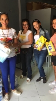 Venezolanonan na Aruba colectando producto pa Venezuela