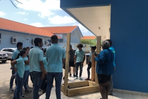 SETAR a bishita otro scol pa nan proyecto  “Island of the Future- Agriculture” Hack-A-Thon