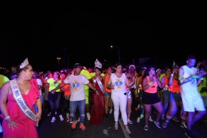 Mas di 3000 hende a participa den Parada di Luz na San Nicolas