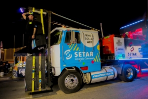 SETAR a celebra Carnaval 65 hunto cu e pueblo di Aruba den grandi!
