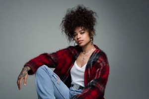 John Legend y Ella Mai entre artistanan pa Soul Beach Festival 2019 na Aruba 