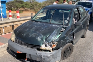 Dos auto a accidenta dilanti Pacifico Paradera