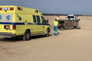UTV a bolter pariba di Bushiribana lagando dos persona a keda herida
