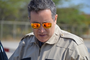 Prensa a haya oportunidad pa ‘test’ helicopter di polis di Aruba 