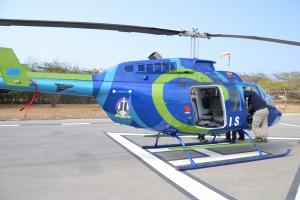 Prensa a haya oportunidad pa ‘test’ helicopter di polis di Aruba 