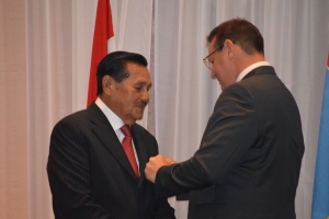 Cantidad record di ciudadano condecora na Aruba awe