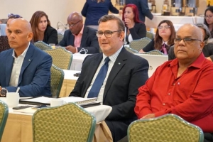 Dialogo Tripartiet Social Laboral mester logra realisa Arbowet 