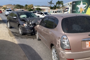 Dos auto a dal frontal na Catiri