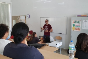 Rotaract Club of Aruba cu ultimo session di ‘The Graduation Project’  